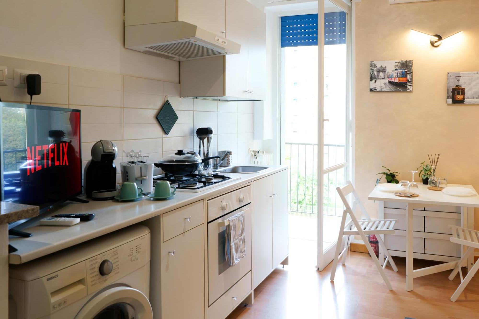 Apartament 2Min Metro Rossa-20Min San Siro-Ac-Parcheggi Mediolan Zewnętrze zdjęcie